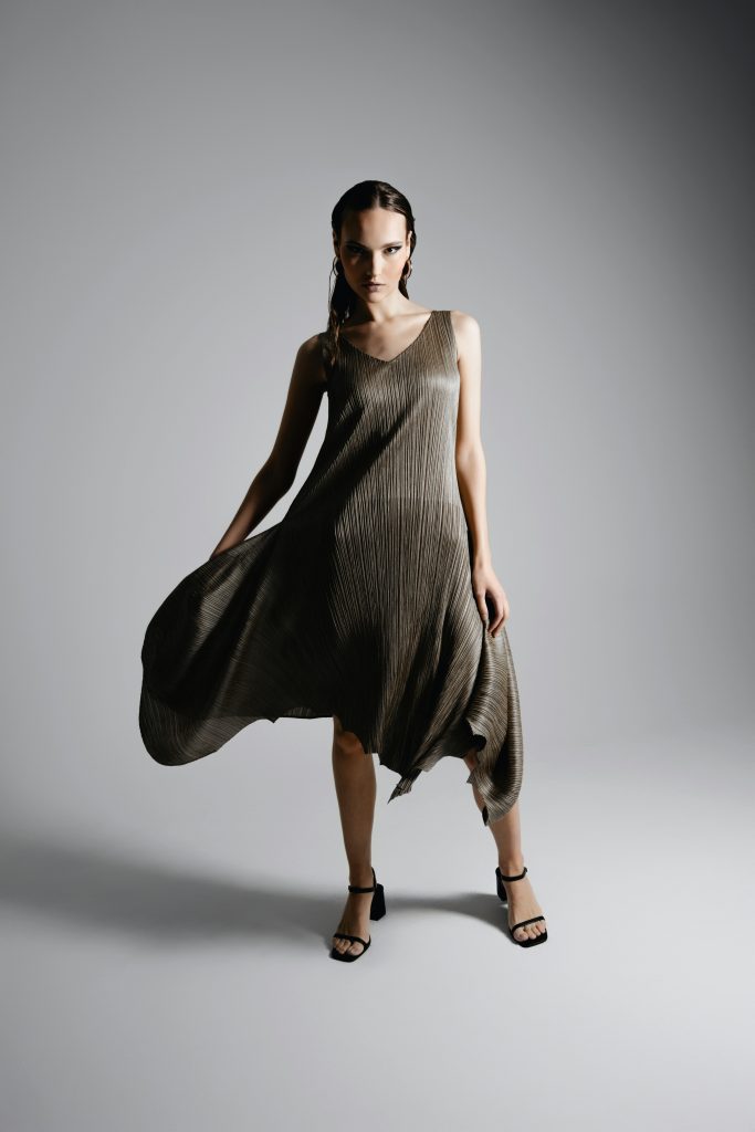 Neue Label Paris 2025