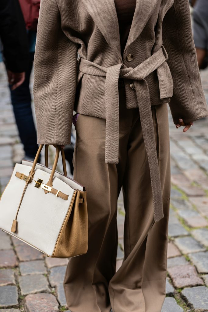 Trendfarbe Mocha-Mousse Herbst/Winter 2025