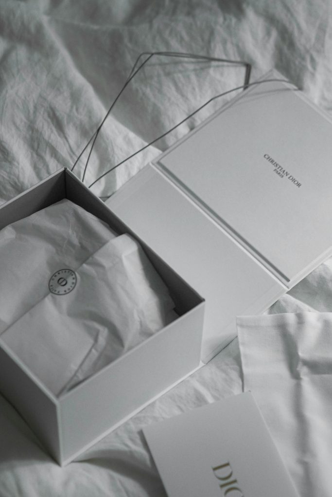 Weihnachtsgeschenk Ideen 2025: Was Pariserinnen dieses Jahr verschenken