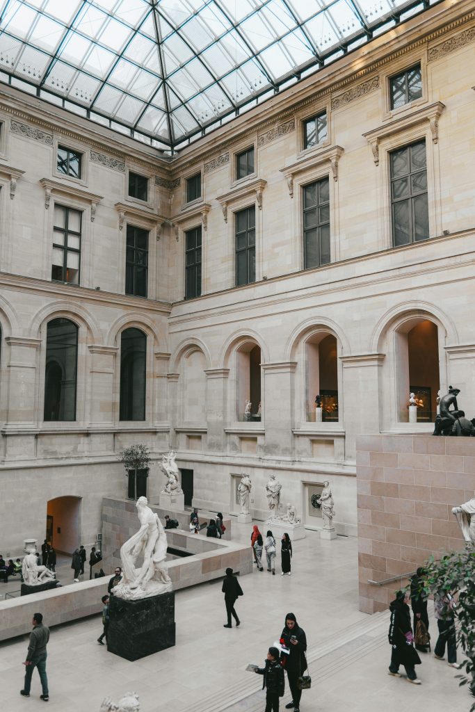 Ich zeige dir, wie du 2026 stressfrei durch den Louvre kommst