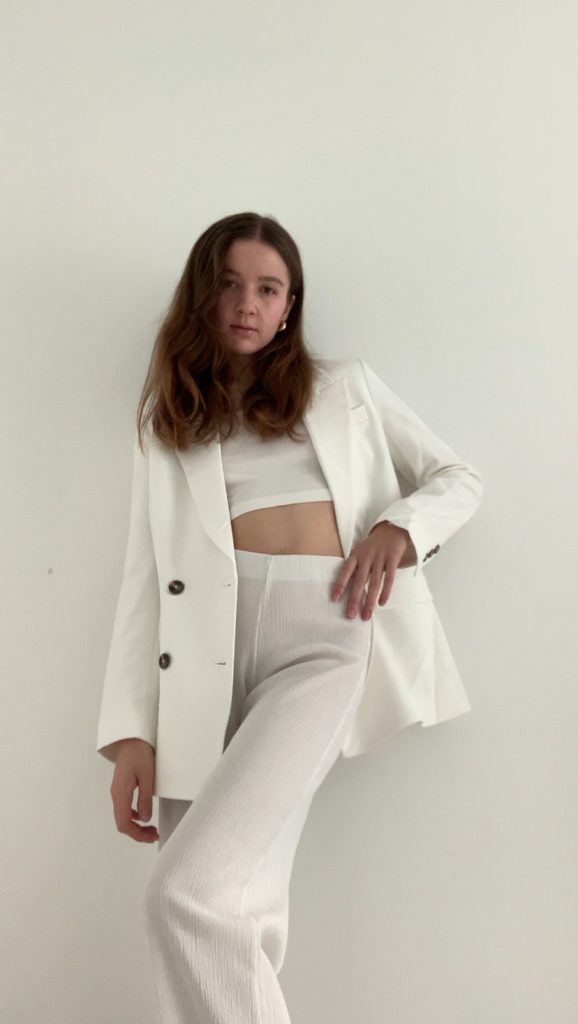 Off-Duty Model Look Paris