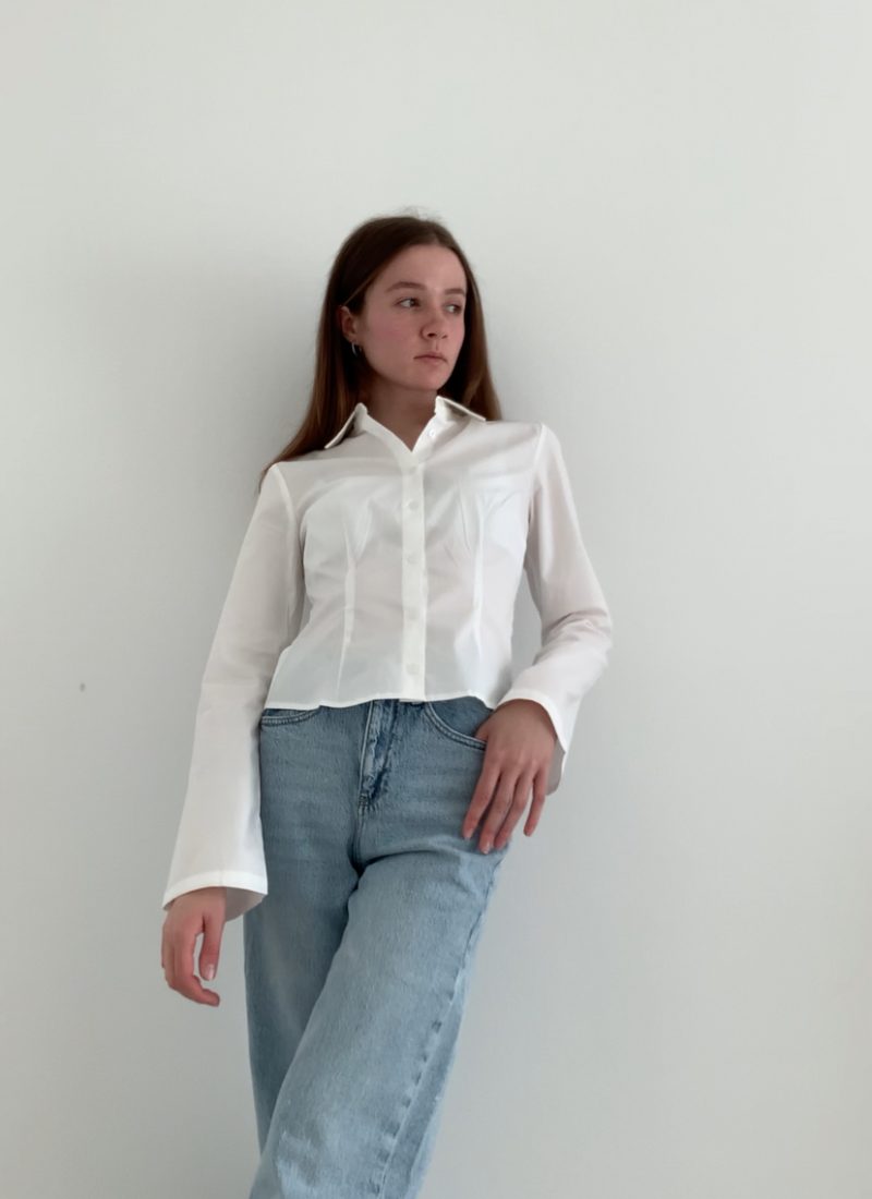 Weiße Bluse stylen im French Chic | Guide für junge Frauen