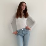 Low Rise Jeans stylen im French Chic