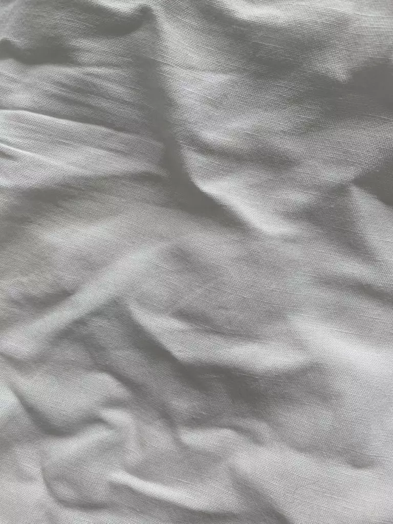 5 natürliche & kühlende Materialien | Ohne Öko Vibes